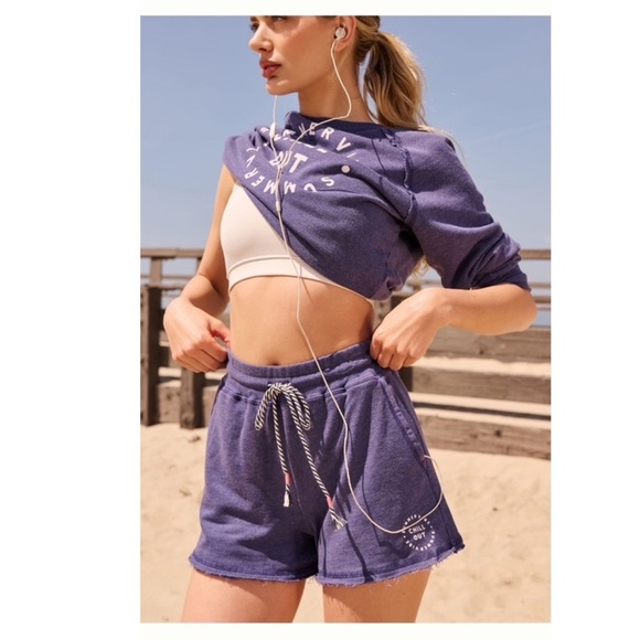 Sundry x Anthropologie Chill Out Lounge Shorts in Navy. - Picture 1 of 11